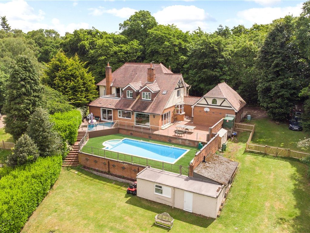 6 bed detached house for sale in Newtown Common, Newbury, Berkshire