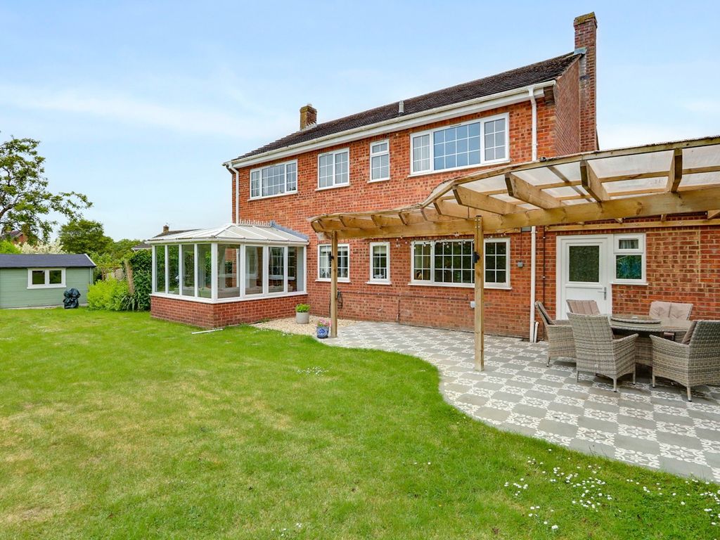 4 bed detached house for sale in Northwood Green, WestburyOnSevern