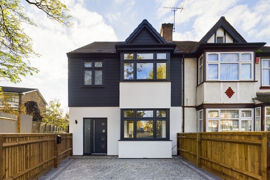 4 bed semidetached house for sale in Harrow Road, Sudbury, Wembley HA0