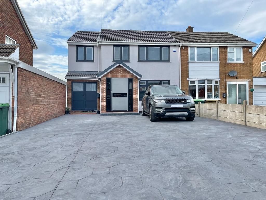 5 bed semidetached house for sale in Gordon Drive, Tipton DY4, £
