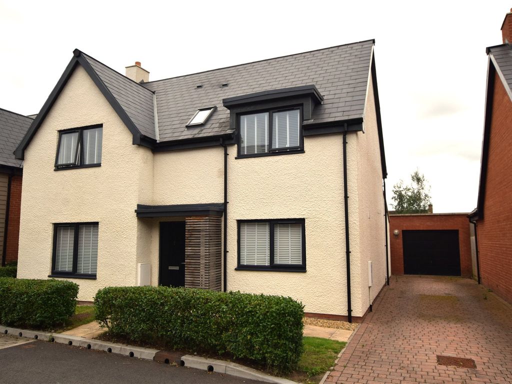 4 bed detached house for sale in Spring Meadow Rise, Gloucester