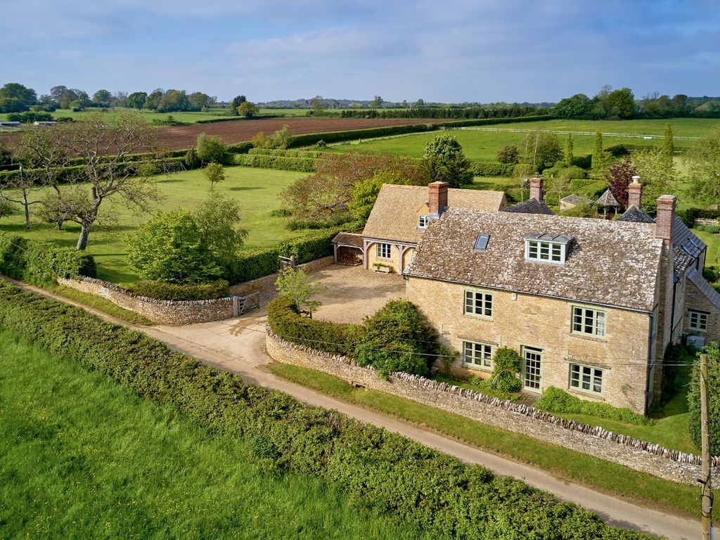 6 bed detached house for sale in Witney Lane, Leafield, Witney OX29 Zoopla
