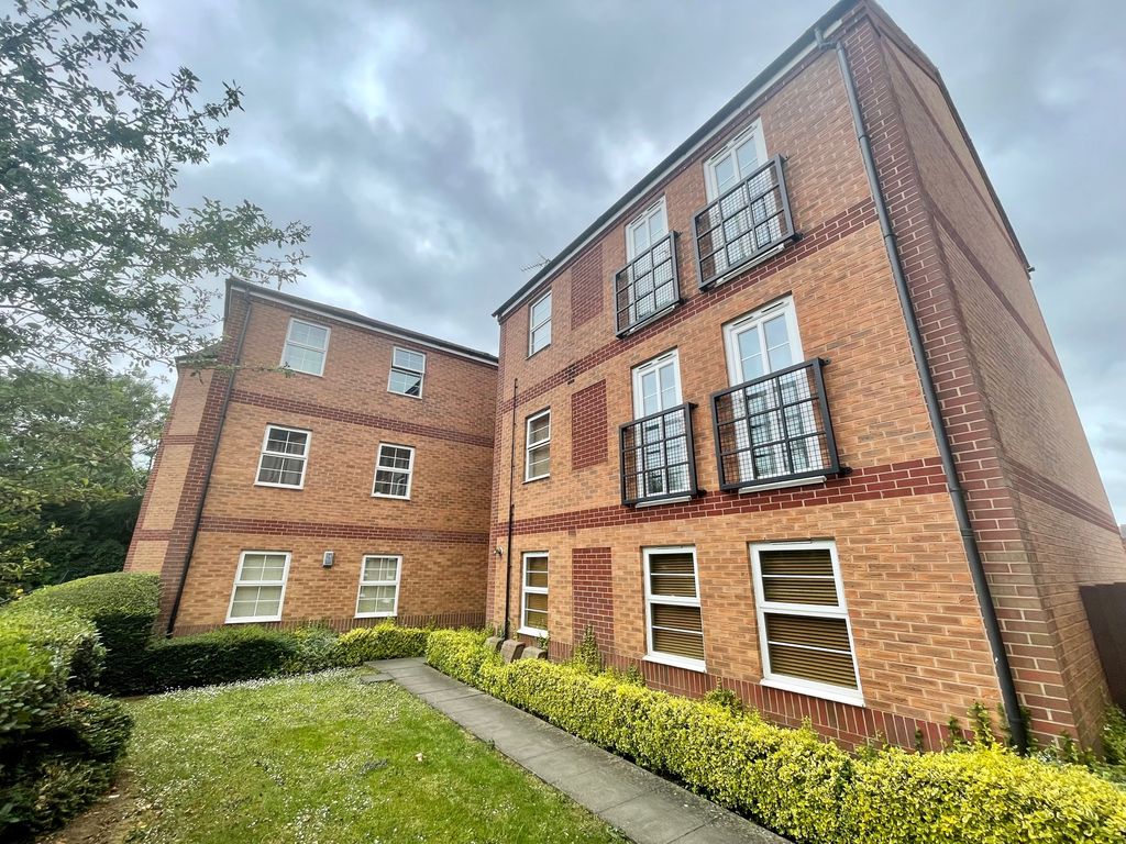 2 bed flat for sale in Newport Pagnell Road, Wootton, Northampton NN4