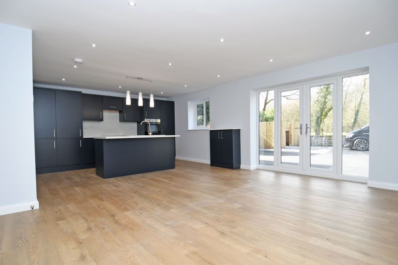 2 bed flat to rent in Lime Pit Lane, Stanley, Wakefield WF3 Zoopla