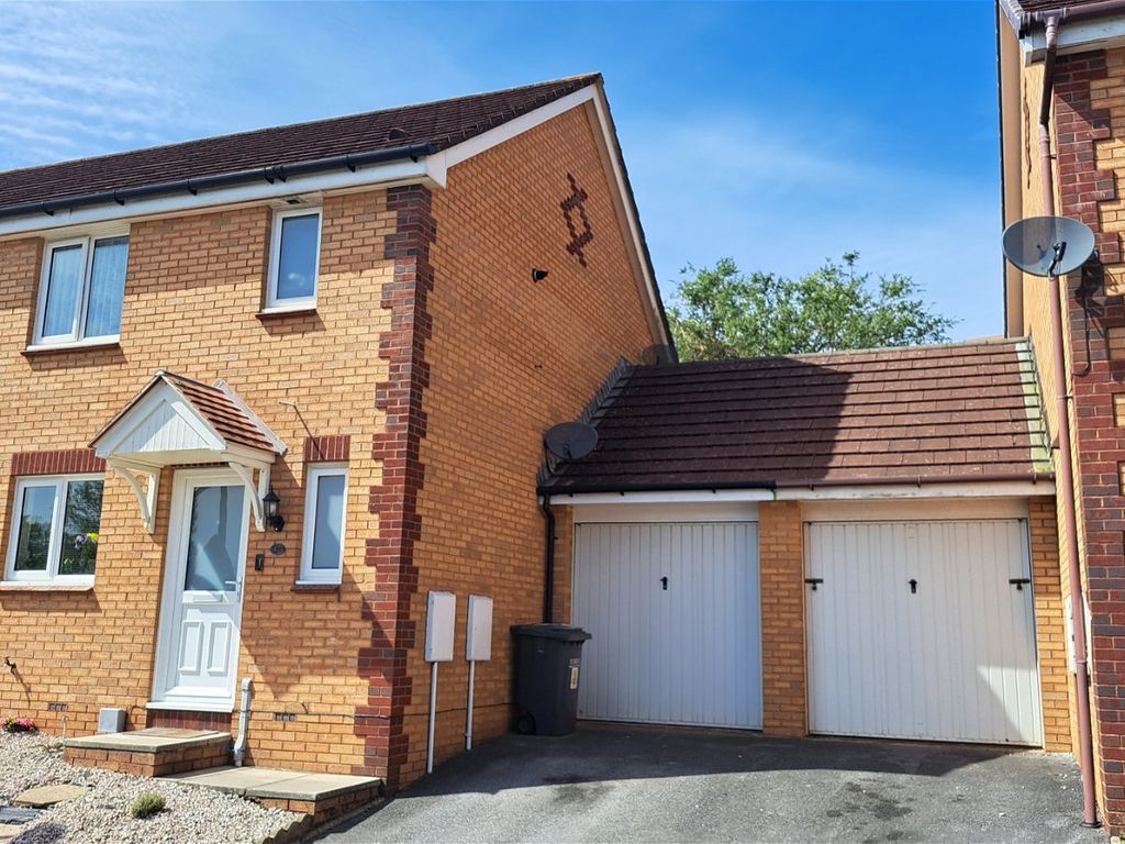 3 bed semidetached house for sale in Osprey Drive, Torquay TQ2 Zoopla