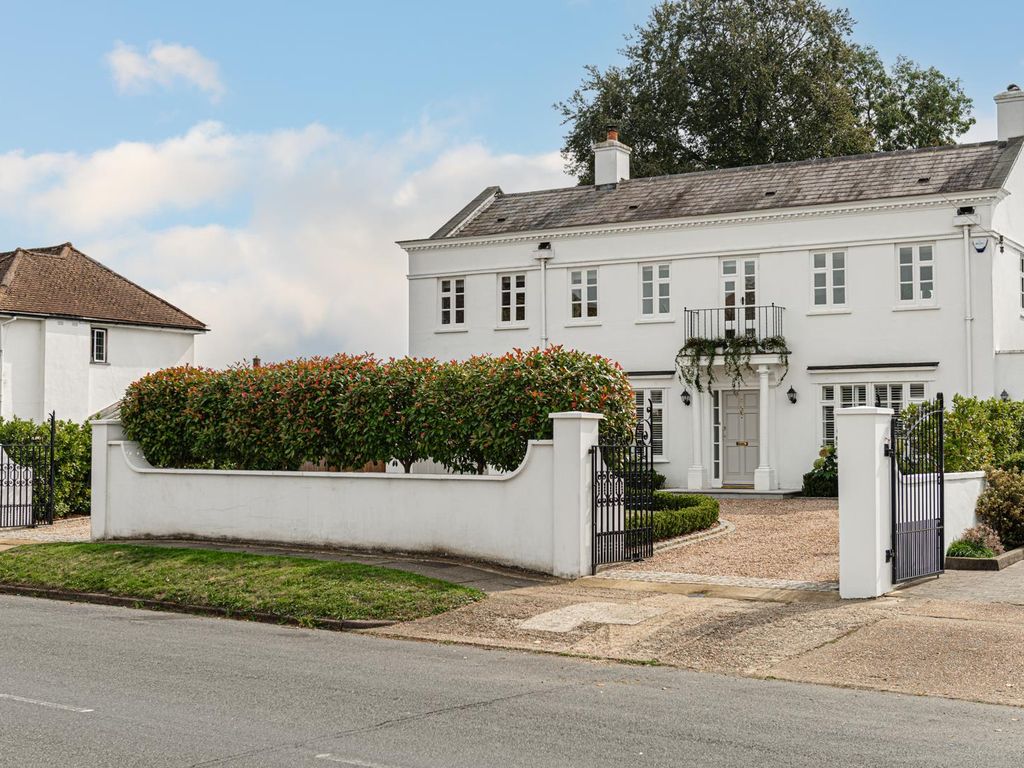 4 bed detached house for sale in Tattenham Crescent, Epsom KT18, £