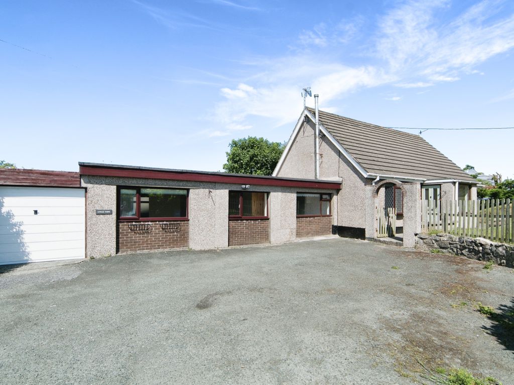 5 bed detached house for sale in Llaneilian Road, Amlwch LL68 Zoopla