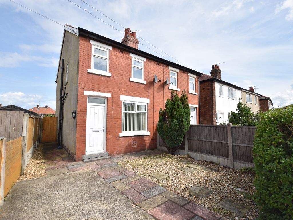2 bed semidetached house to rent in Bancroft Avenue, Thornton