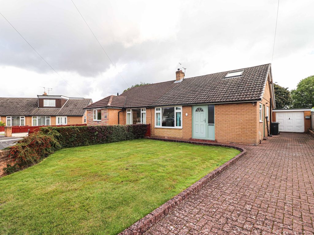4 bed semidetached bungalow for sale in Cammock Avenue, Upperby
