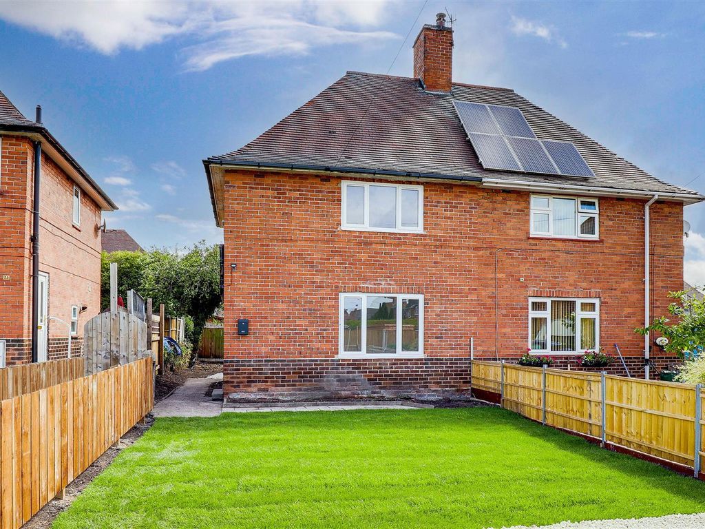 3 bed semidetached house for sale in Pulborough Close, Basford