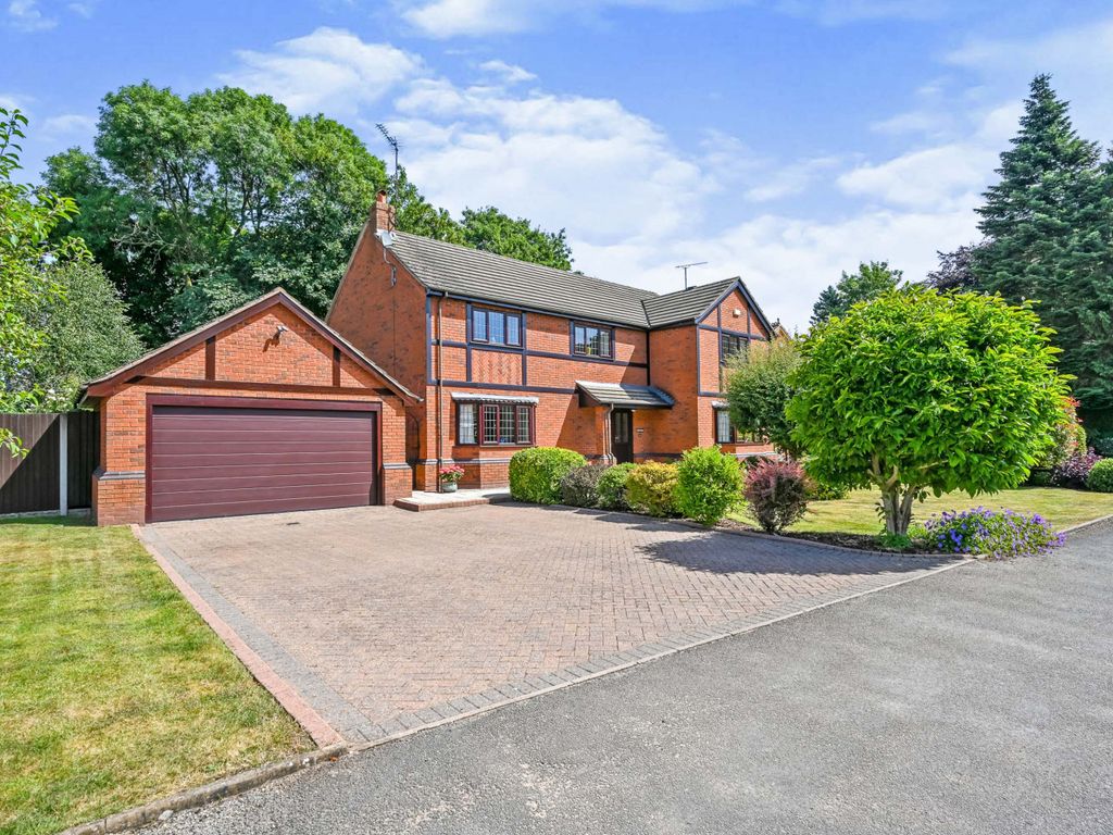 5 bed detached house for sale in Oaklands Drive, Stafford, Oaklands