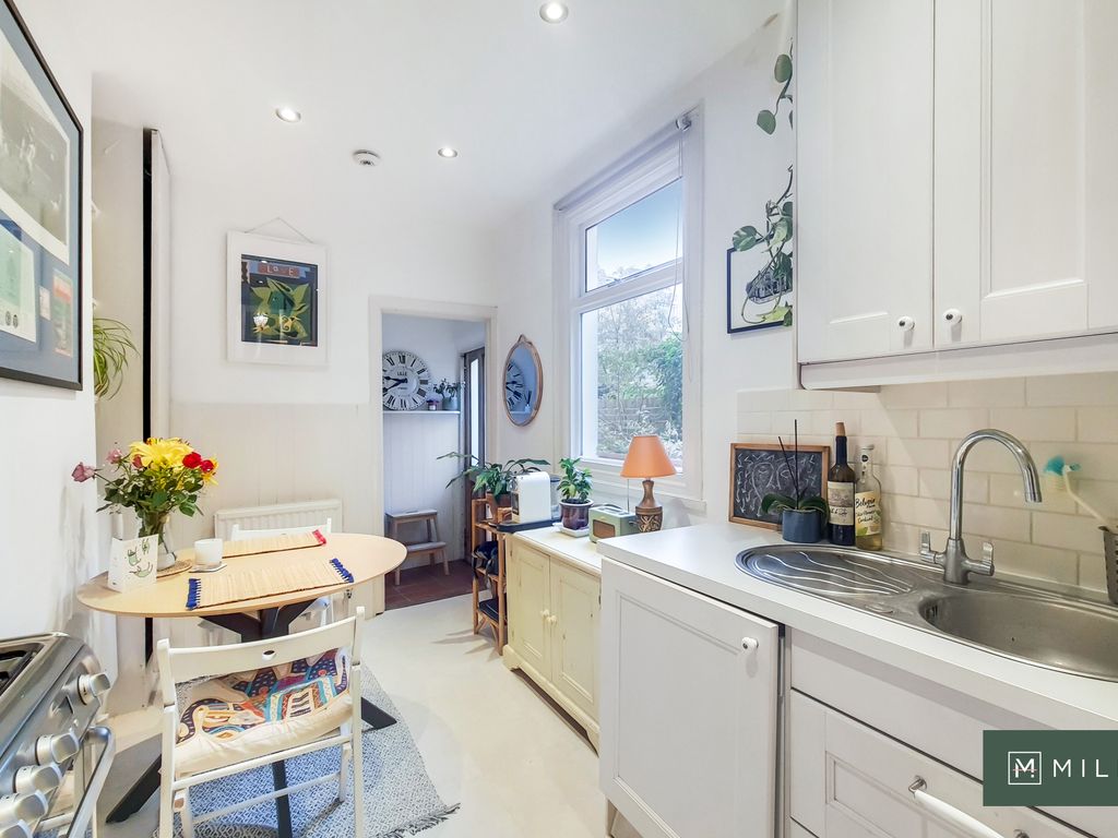 1 bed flat to rent in Napier Road, London NW10 Zoopla