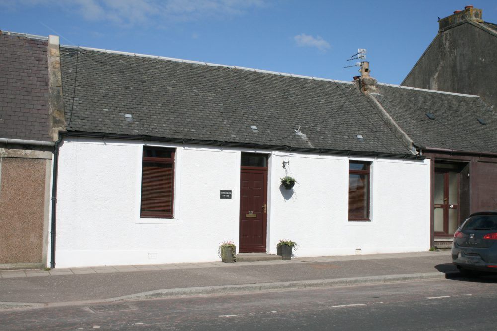 2 bed cottage for sale in Main Street, Forth, Lanark ML11, £100,000