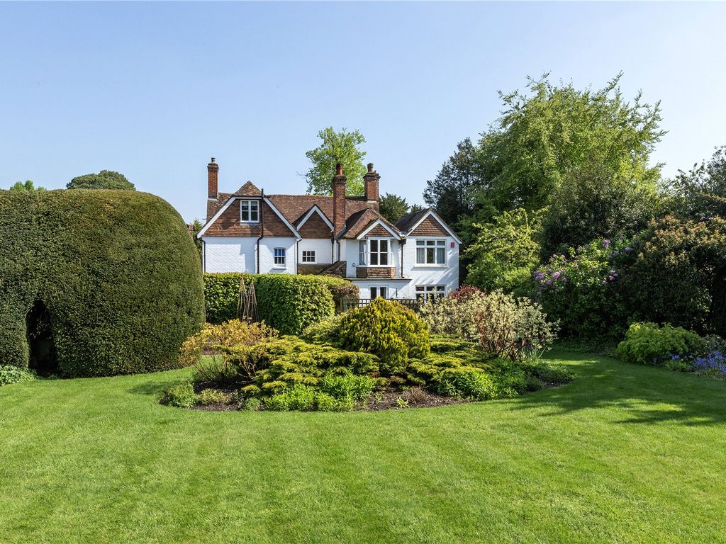 5 bed detached house for sale in London Road, Holybourne, Alton GU34, £1,375,000 Zoopla