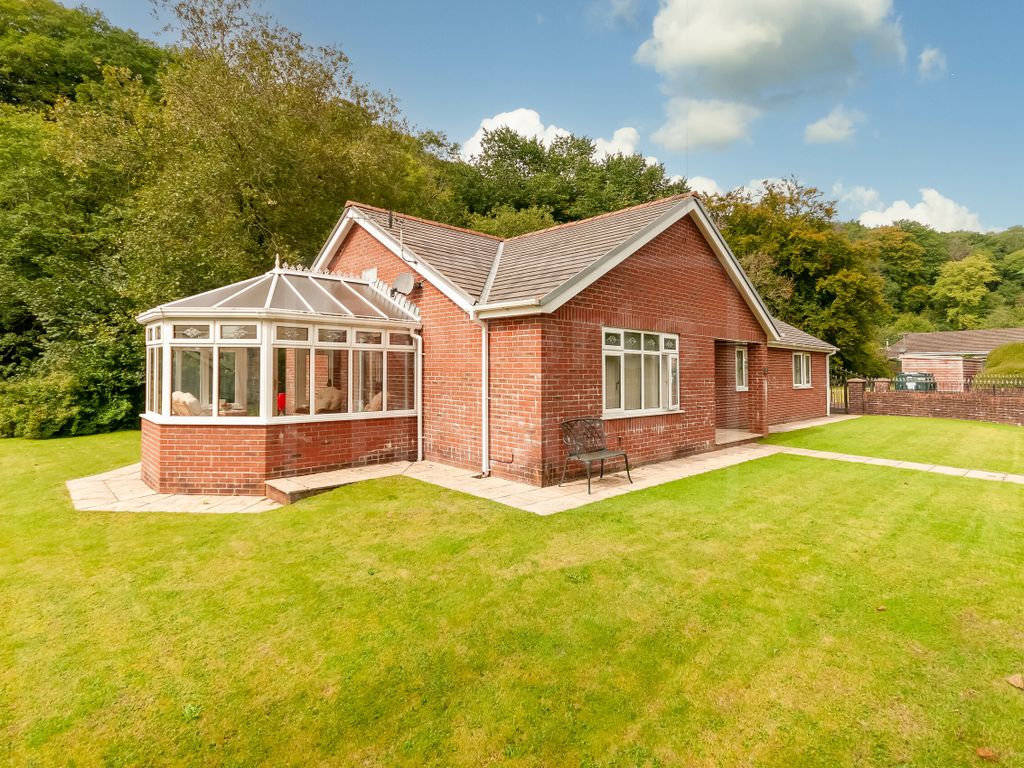 3 bed detached bungalow for sale in Heol Giedd, Cwmgiedd, Ystradgynlais