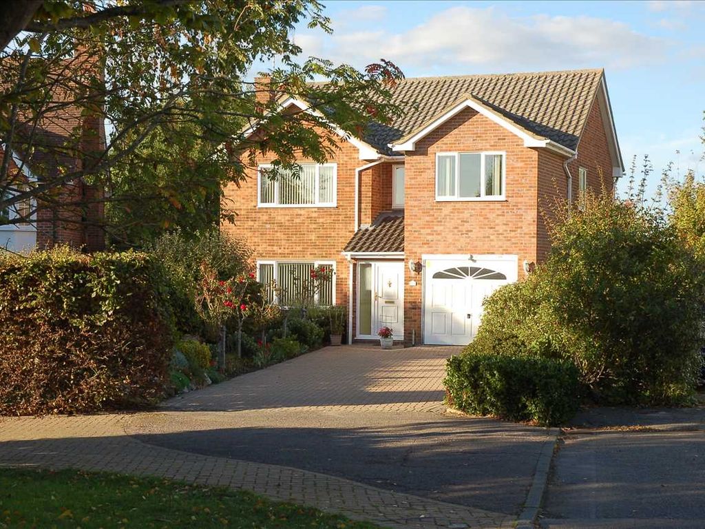 Seven Ash Green, Chelmsford CM1  