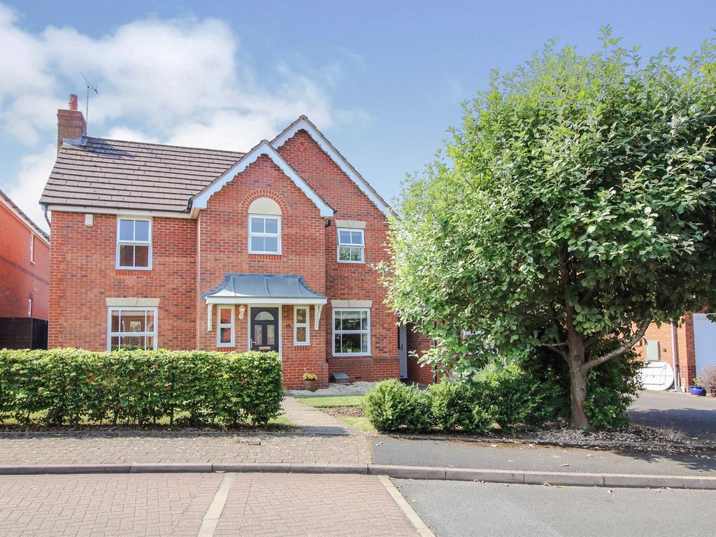 4 bed detached house for sale in Ripley Gardens, Warndon, Worcester WR4