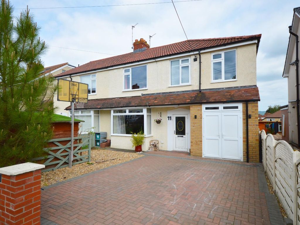 4 bed semidetached house for sale in Broadlands Avenue, Keynsham