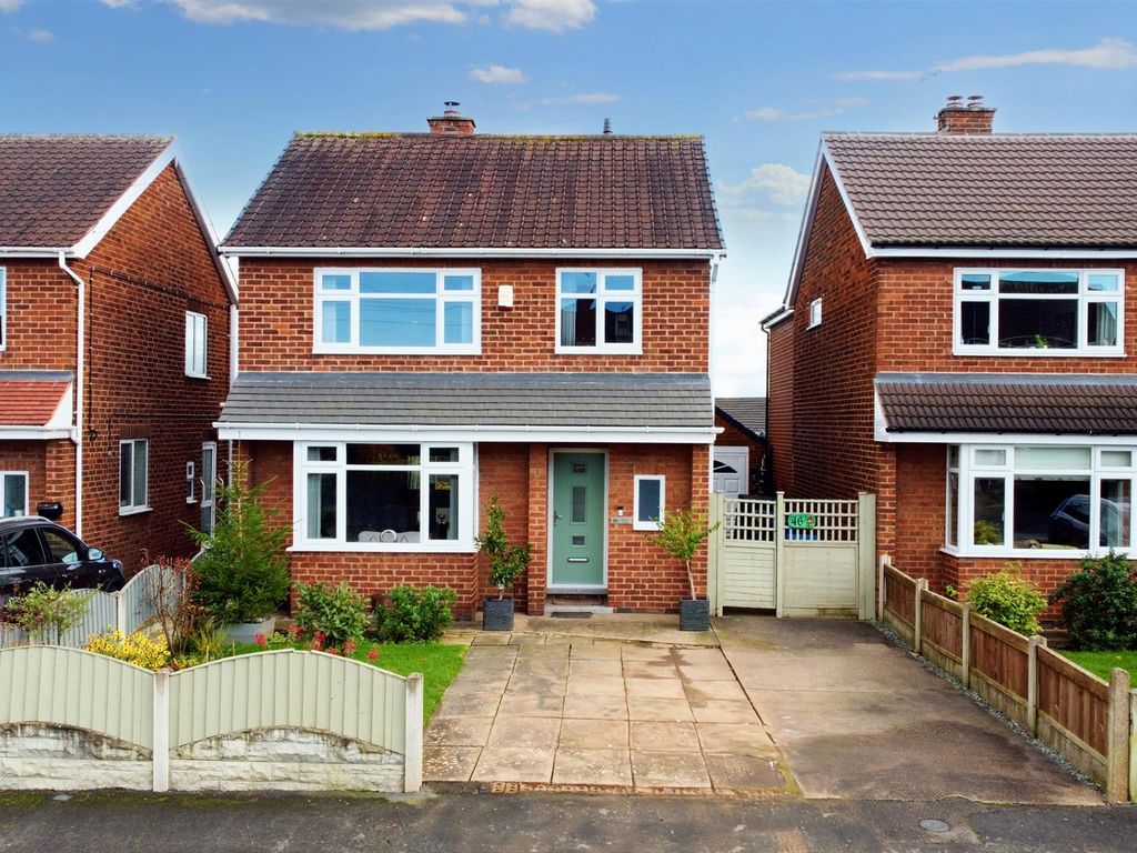 3 bed detached house for sale in Lancaster Avenue, Sandiacre