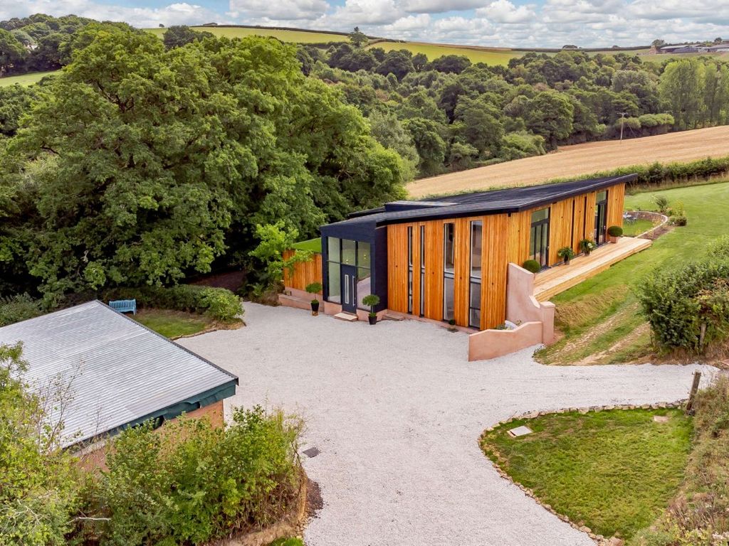 New home, 5 bed detached house for sale in Cheriton Exeter