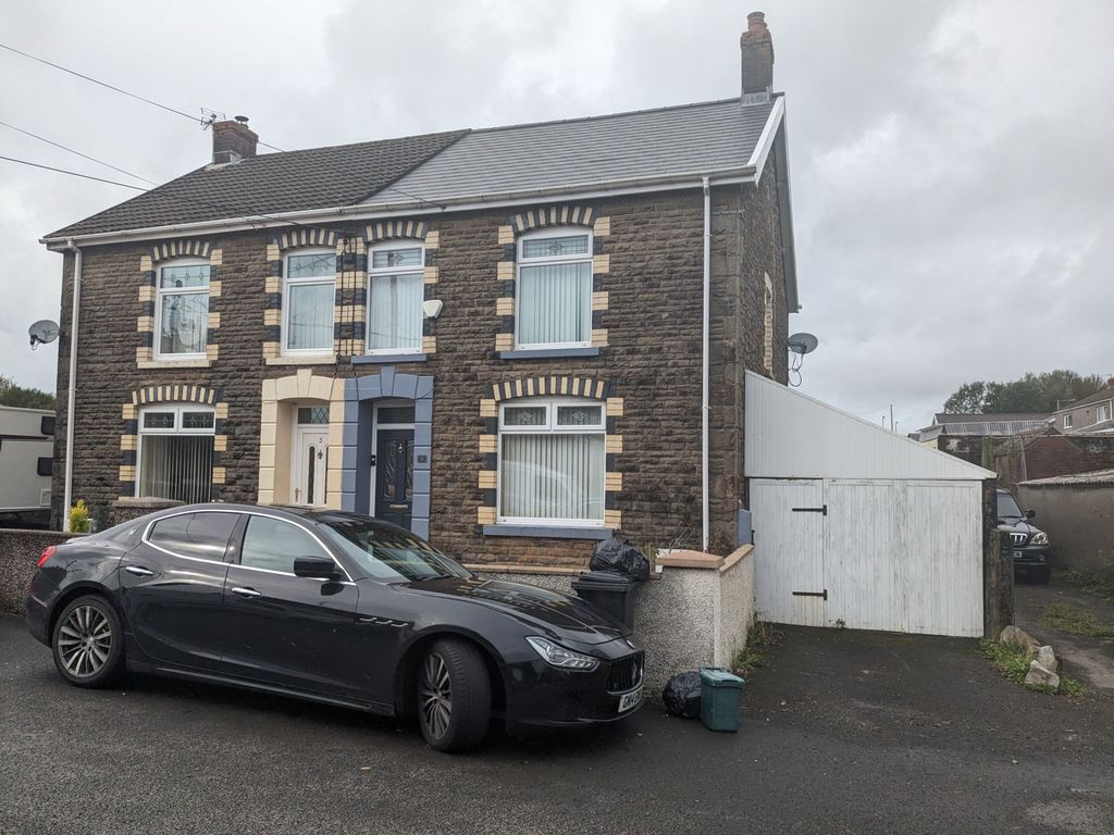 4 bed semidetached house for sale in Gron Road, Gwaun Cae Gurwen SA18