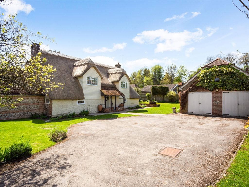 4 bed detached house for sale in Stoke, Andover, Hampshire SP11 Zoopla