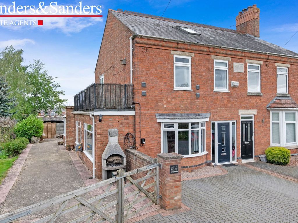 4 bed semidetached house for sale in Allimore Lane, Alcester B49, £525,000 Zoopla