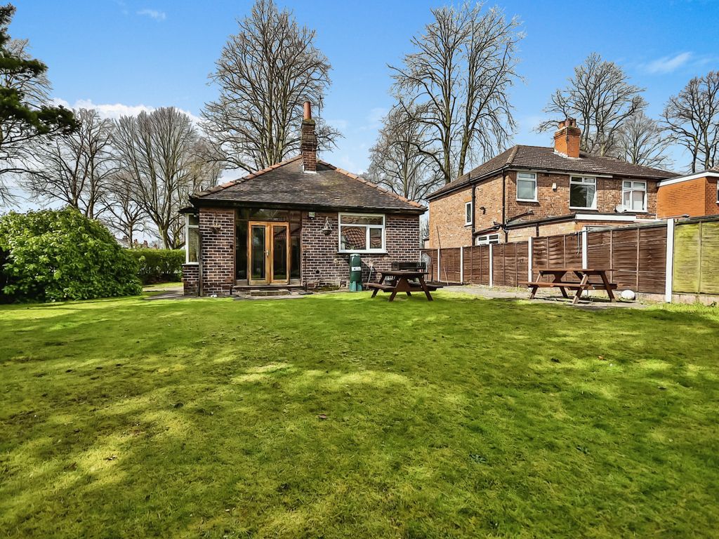 2 bed bungalow for sale in Darley Avenue, Manchester, Greater