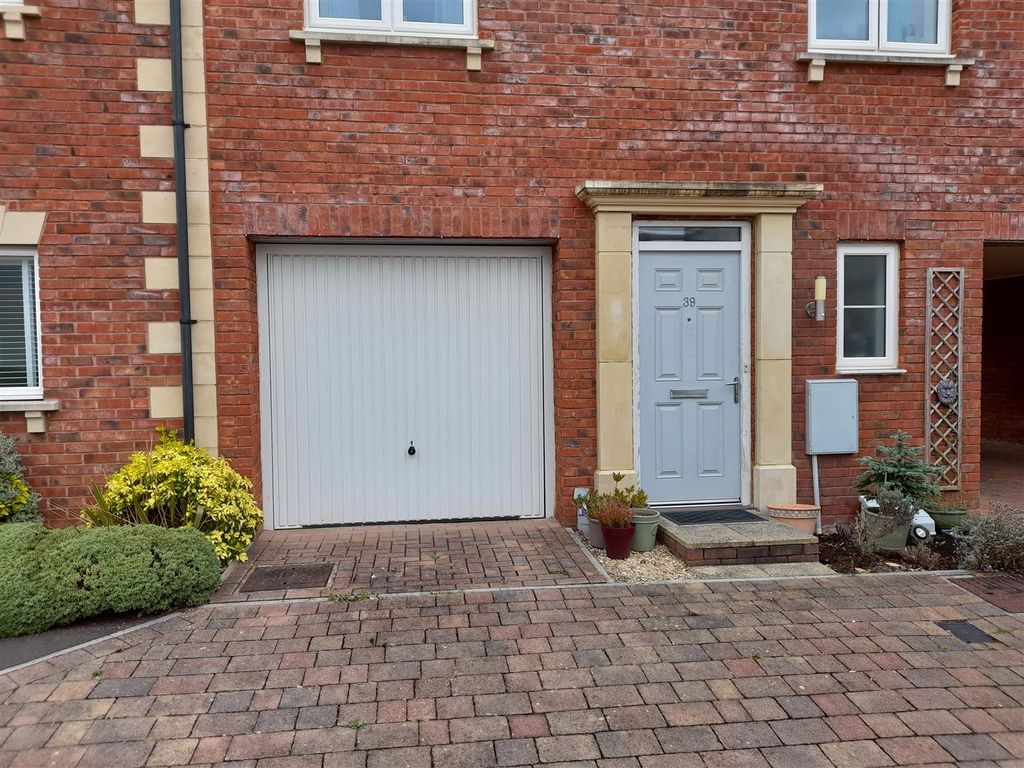 2 bed detached house for sale in Wand Road, Wells BA5 Zoopla