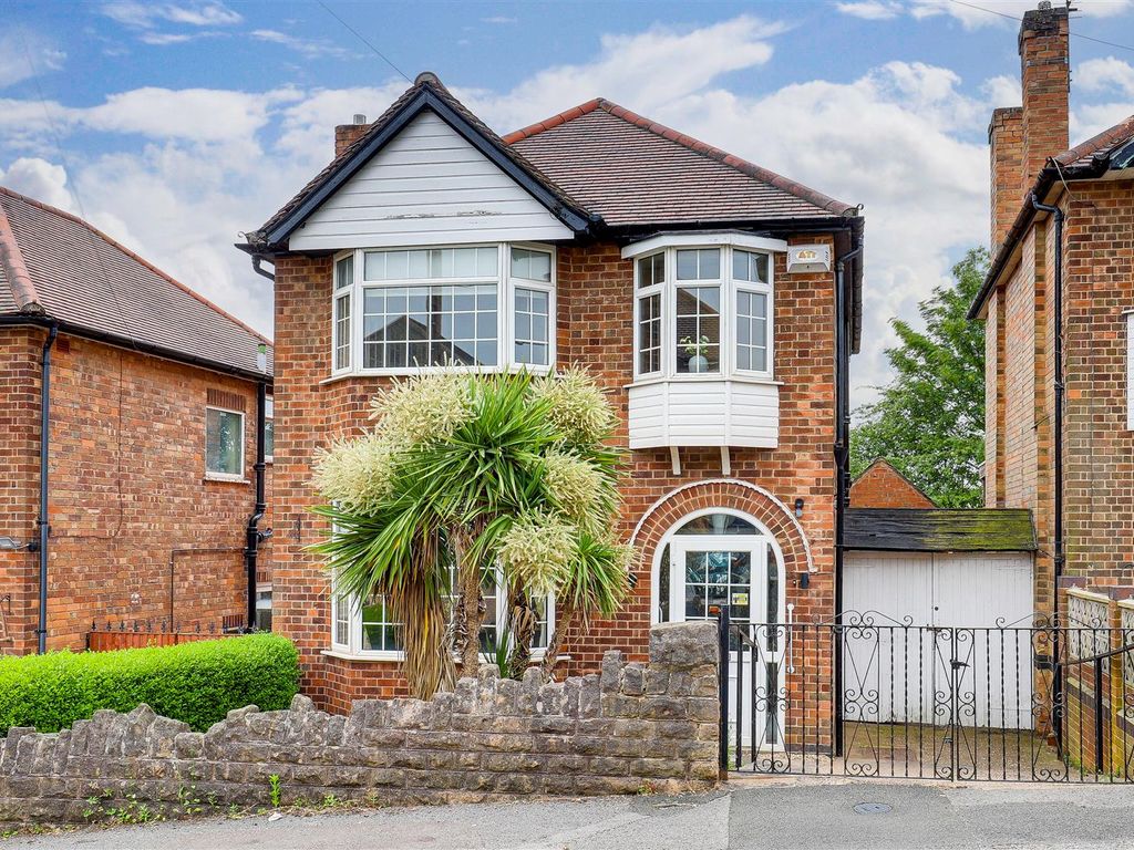 3 bed detached house for sale in Hartington Avenue, Carlton