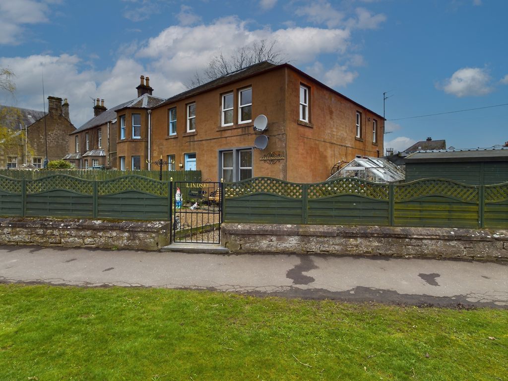 2 bed flat for sale in Marvingston, Upper Flat, Union Street