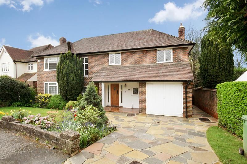 4 bed detached house to rent in Links Road, Epsom KT17 Zoopla