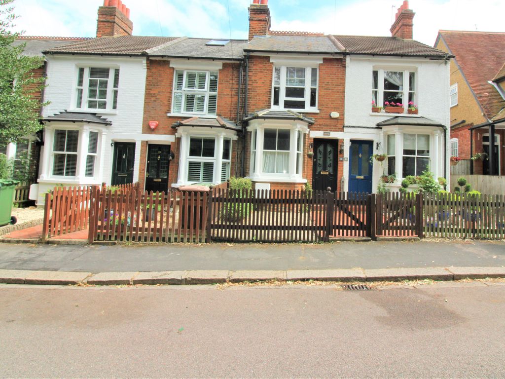 3 bed terraced house for sale in Victoria Road, Bushey WD23 Zoopla