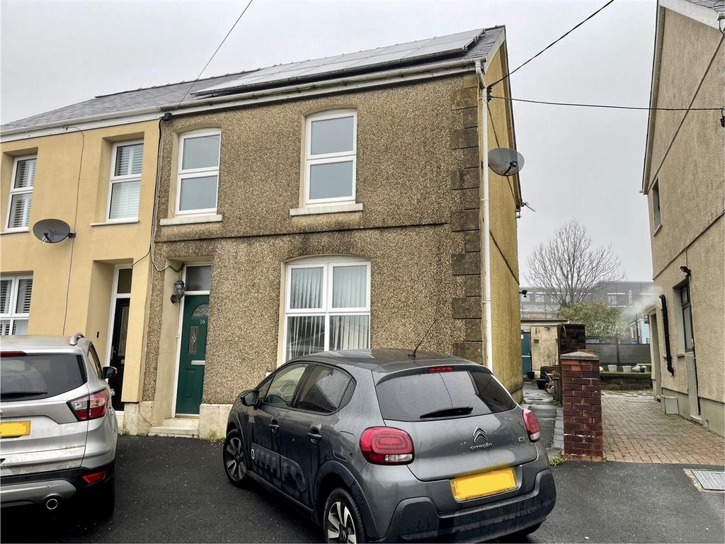 3 bed semidetached house for sale in Cefneithin Road, Gorslas