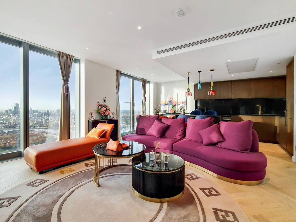 Landmark Square, Canary Wharf, London E14