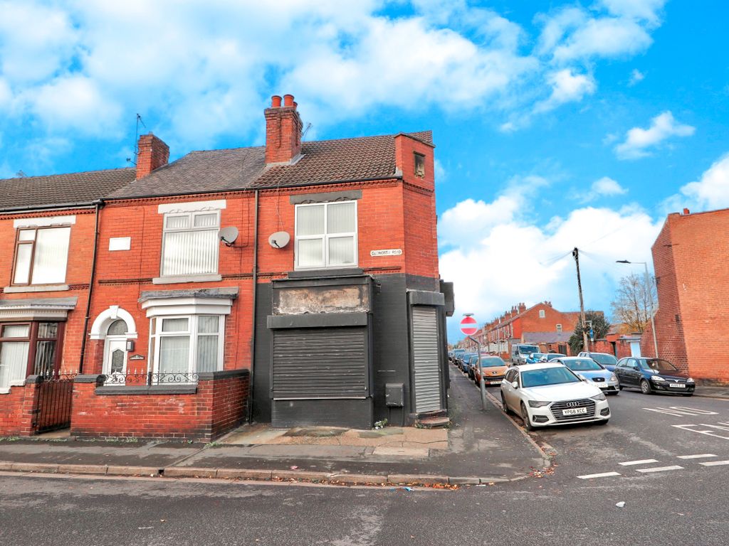 2 bed flat for sale in Royston Avenue, Bentley, Doncaster DN5, £169,995