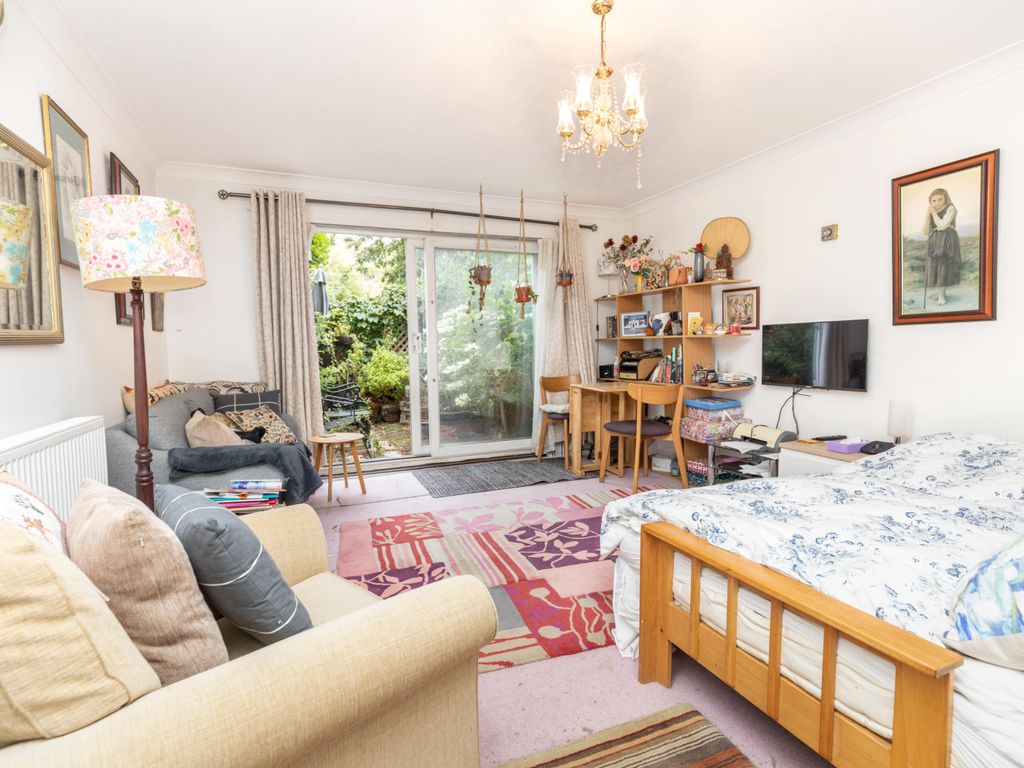 Bartle Road Notting Hl W11  