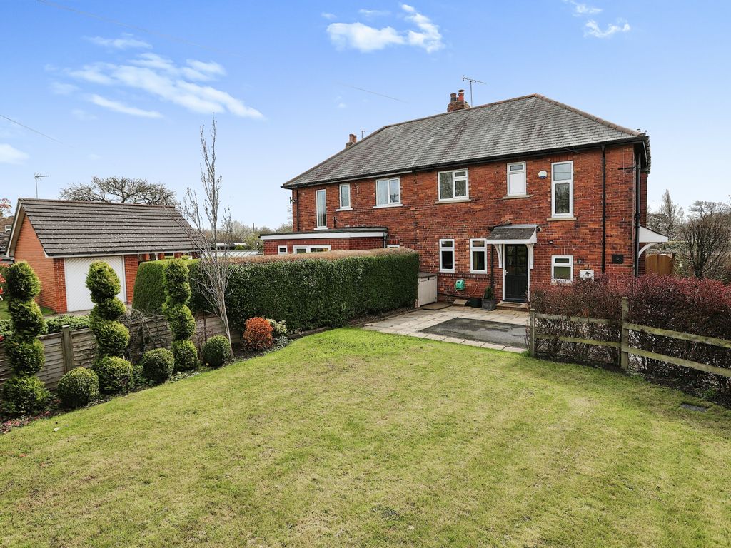 3 bed semidetached house for sale in Fairways Avenue, Harrogate HG2