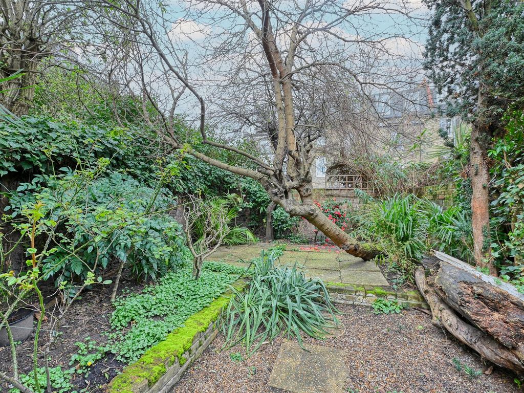 5 bed end terrace house for sale in Sterndale Road, London W14, £