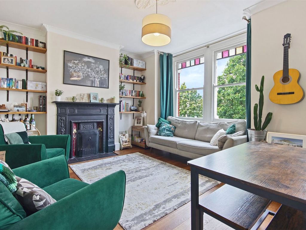 3 bed for sale in Truro Road, London N22, £525,000 Zoopla