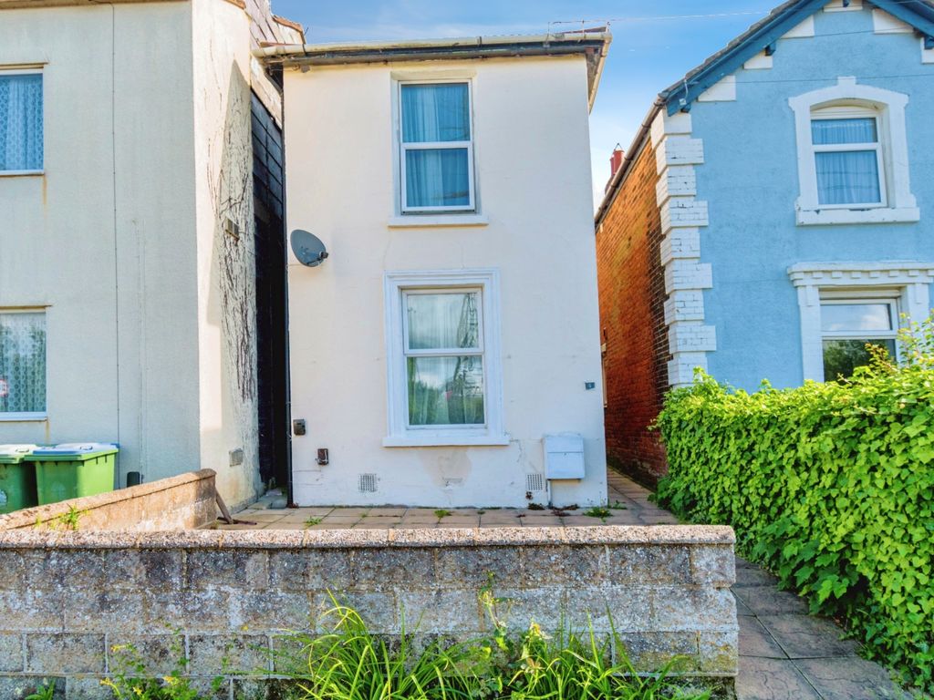 3 bed detached house for sale in Norman Road, Freemantle, Southampton