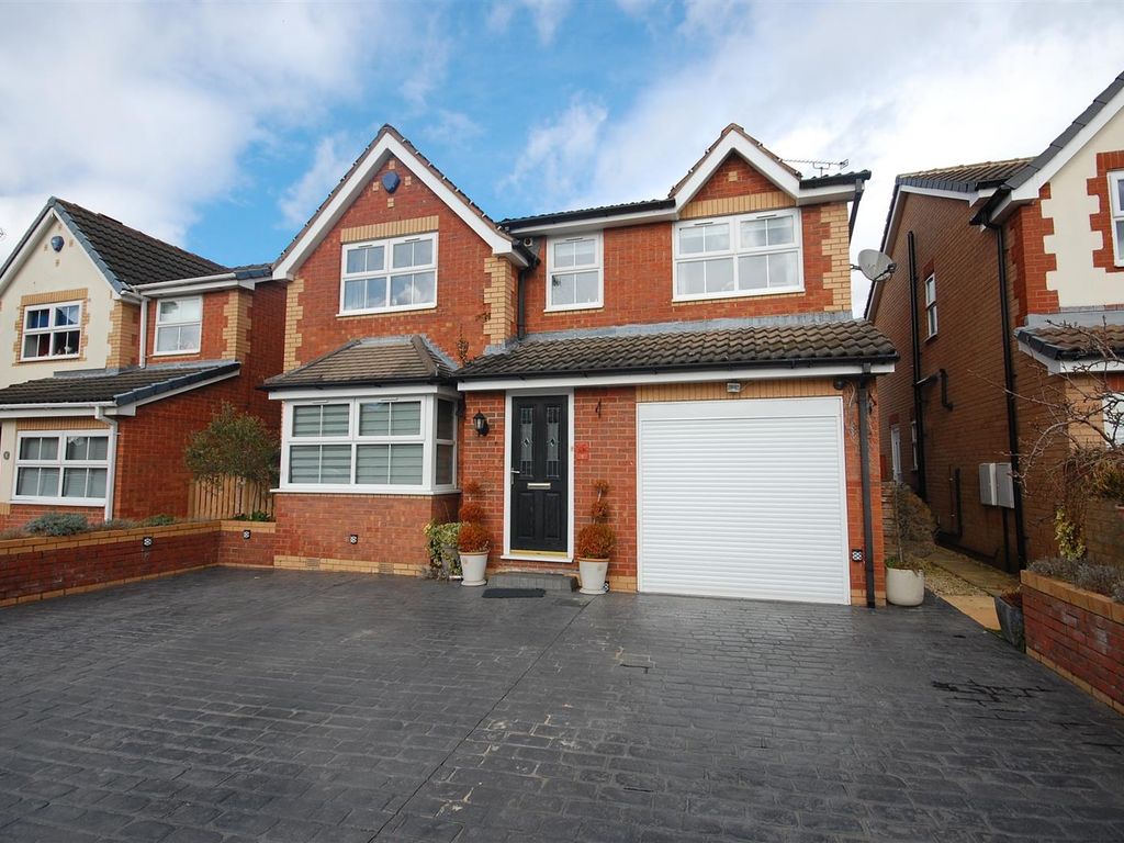 4 bed detached house for sale in Pasture Avenue, Sherburn In Elmet