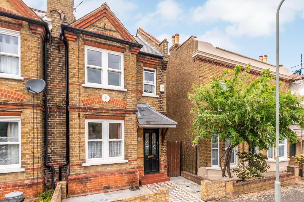 2 bed semidetached house for sale in Derry Downs, Orpington, Kent BR5