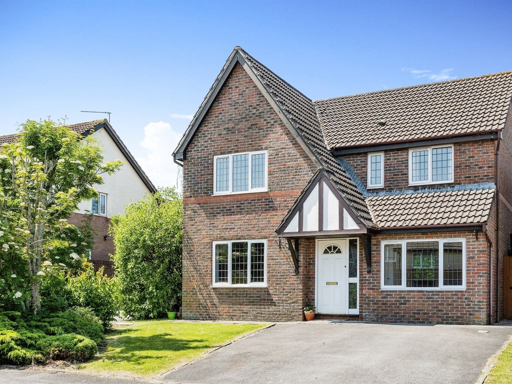 4 bed detached house for sale in BancYrAllt, Bridgend CF31 Zoopla