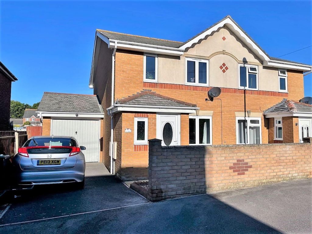 3 bed semidetached house for sale in Kiln Terrace, Chickerell