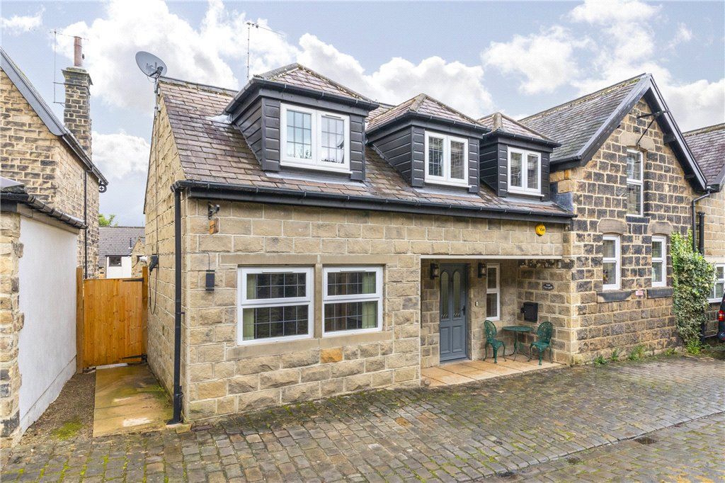 3 bed semidetached house for sale in Wells Walk, Ghyll Court, Ilkley