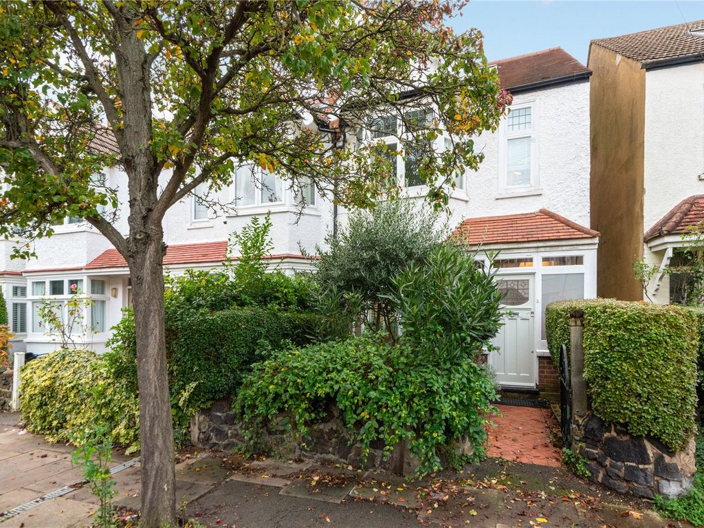 4 bed semidetached house for sale in Rosslyn Avenue, London SW13, £975,000 Zoopla
