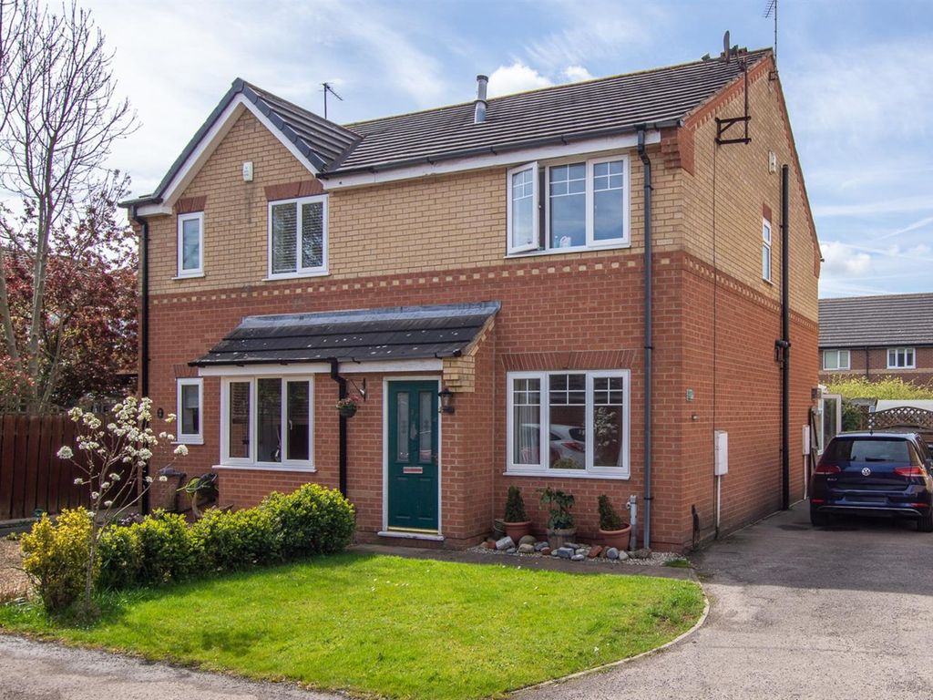 2 bed semidetached house to rent in Morehall Close, Clifton Moor, York