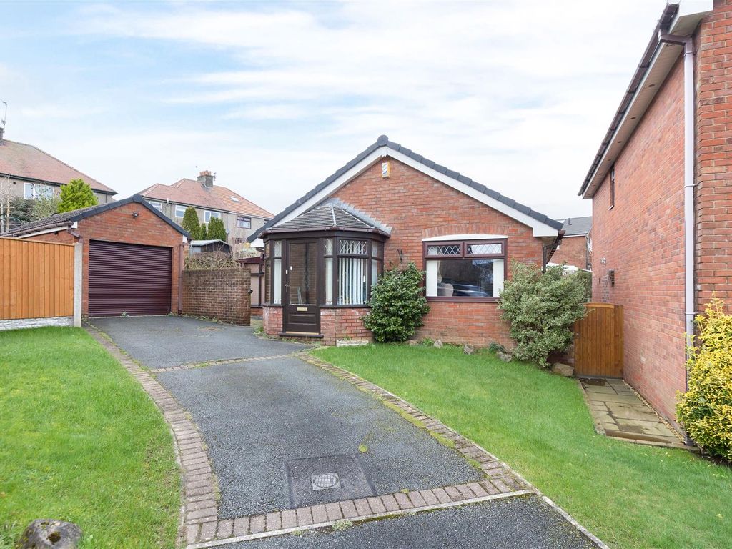 2 bed detached bungalow for sale in The Spinney, Lancaster LA1, £