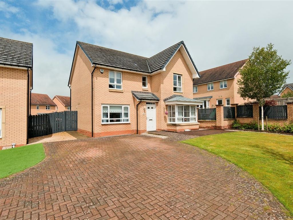 5 Bed Detached House For Sale In Cot Castle Grove Stonehouse Larkhall